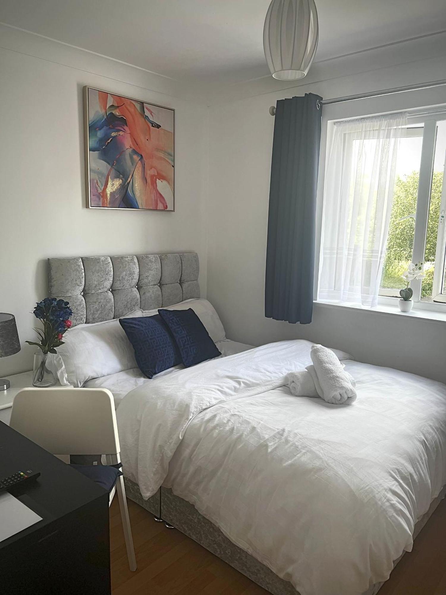 Luxury Rooms And An En-Suite Room With Free Wi-Fi Clarendon Way 科尔切斯特 外观 照片